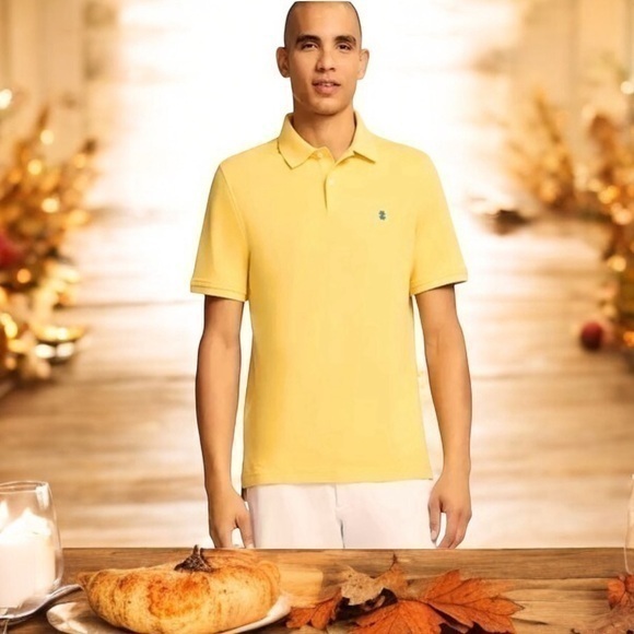 IZOD Moisture Wicking UPF-15 Stretch & Roll Resistant Polo - Picture 1 of 2